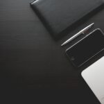 telefon, laptop i notatnik